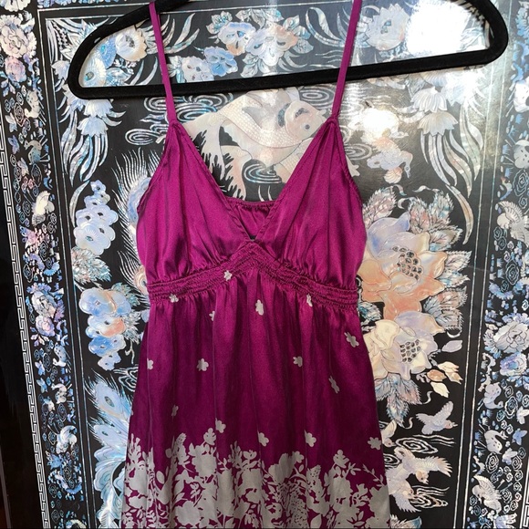 Dresses & Skirts - Satin halter dress